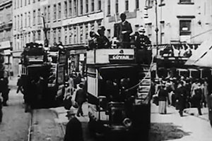 Film still showing Glasgow trams in 1902