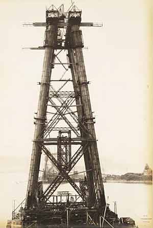 Photo of the Queensferry cantilever under construction
