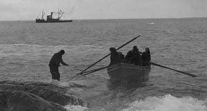 Rescuing the crew from Elephant Island