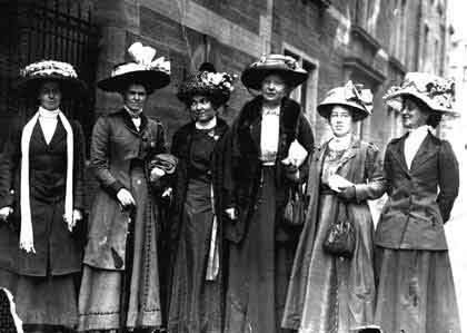 Photo of group of Edwardian women